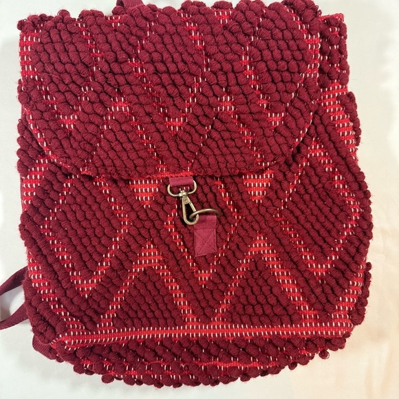 Panache Chic Burgundy Diamond Knit Women's Backpack - Picture 2 of 10